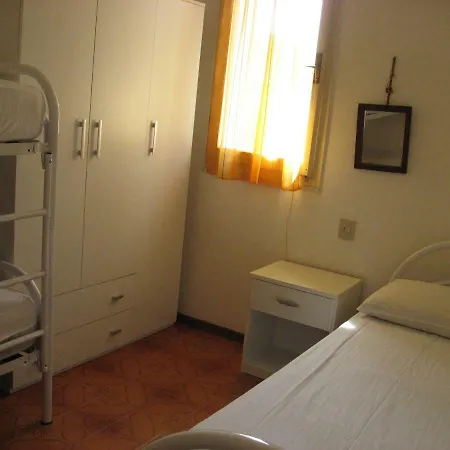 Casa de Férias Olivi 10 *
