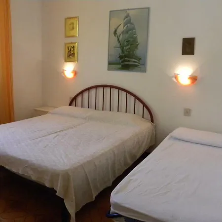 Casa de Férias Olivi 10 *